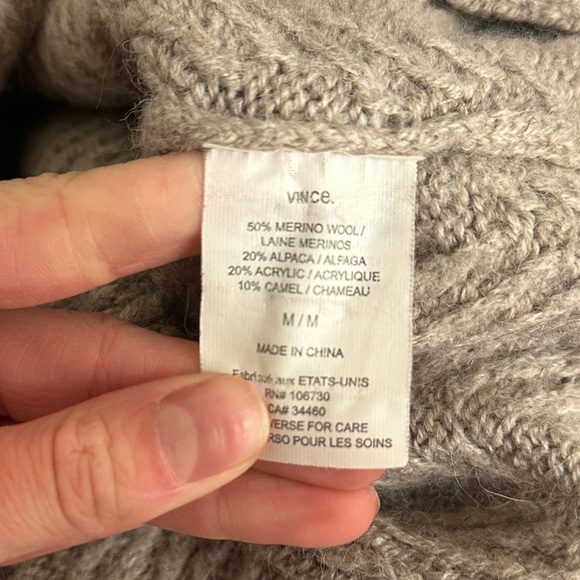 Vince Traveling Rib Turtleneck - Picture 5 of 6